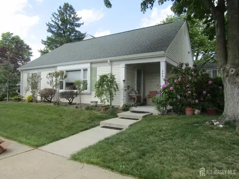 364 Old Nassau Rd #C, Monroe, NJ 08831