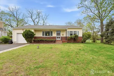 131 Maple Pl, South Plainfield, NJ 07080