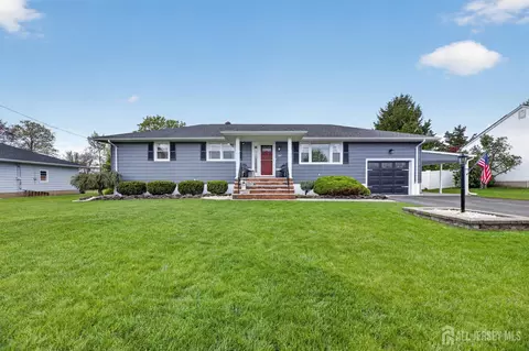 1382 Osage Rd, North Brunswick, NJ 08902