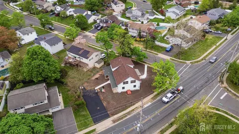View/Area - 77 Green Brook Rd, Middlesex, NJ 08846 photo 3 of 5