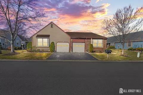 19 John Paul Jones Dr #B, Monroe, NJ 08831