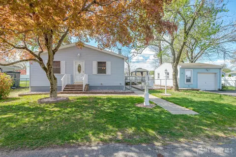 14 Elmer Ave, Monroe, NJ 08831