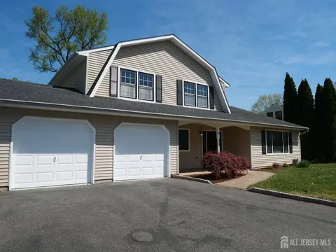 4 Visco Dr, Edison, NJ 08820