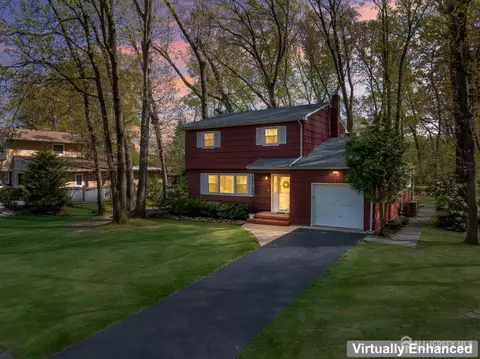 20 Rolling Rd, East Brunswick, NJ 08816