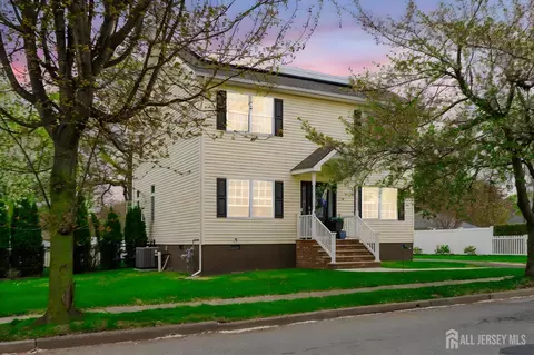 704 Plainfield Ave, Piscataway, NJ 08854