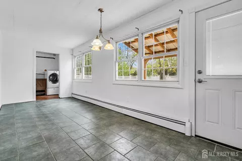 Dining - 52 Walnut St, Edison, NJ 08817 photo 1 of 1