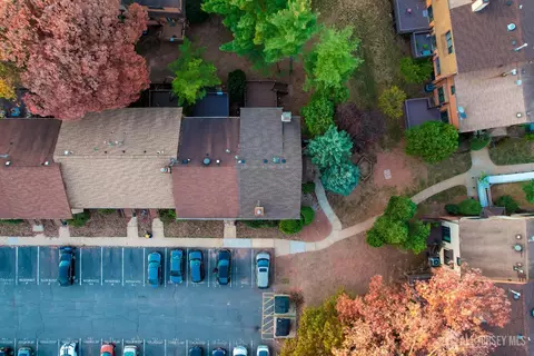 1308 Merrywood Dr, Edison, NJ 08817