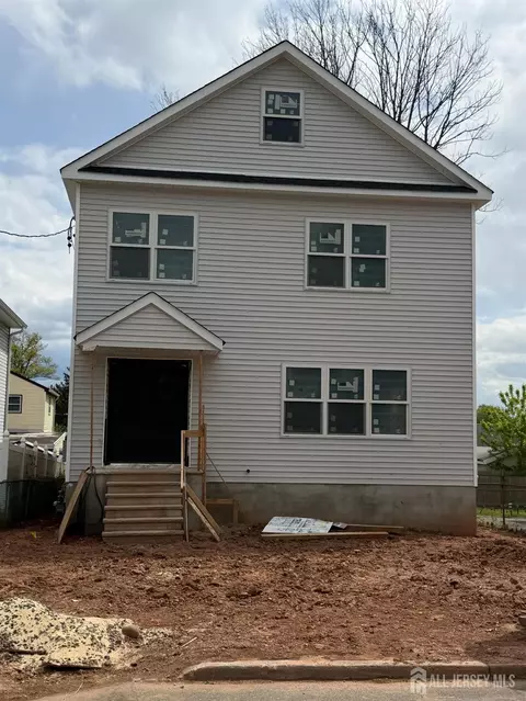 25 Fiat Ave, Iselin, NJ 08830