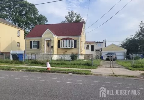 214 Campbell St, Woodbridge, NJ 07095