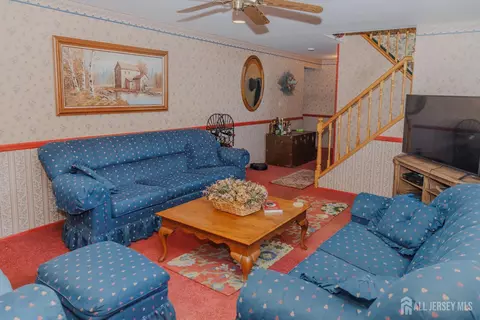 Living - 286 Harris Ave, Middlesex, NJ 08846 photo 1 of 1