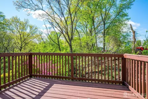 Exterior - 122 Dewolfe St, Edison, NJ 08817 photo 4 of 7