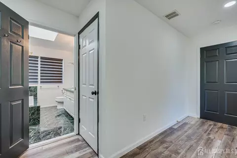 Entry Way - 122 Dewolfe St, Edison, NJ 08817 photo 4 of 5