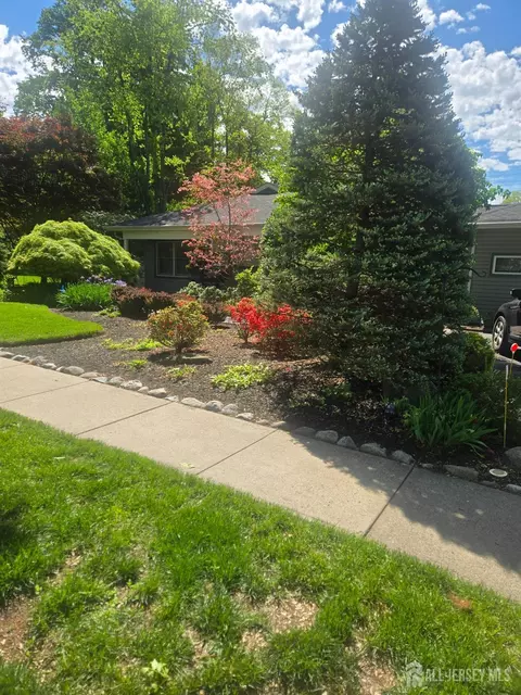 124 Hillside Ave, Metuchen, NJ 08840