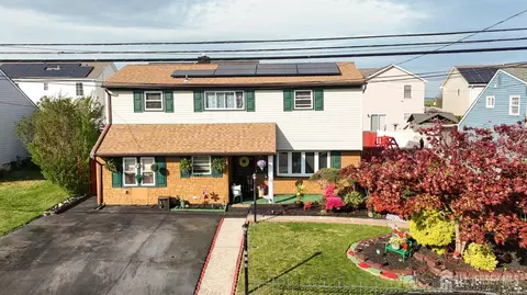 772 Shannon Ave, Perth Amboy, NJ 08861
