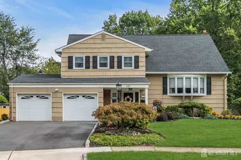 167 Barbara Pl, Middlesex, NJ 08846