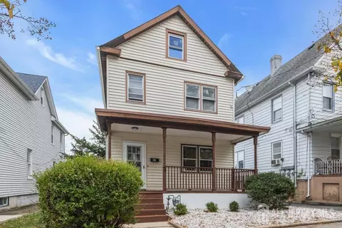 49 Comstock St, New Brunswick, NJ 08901