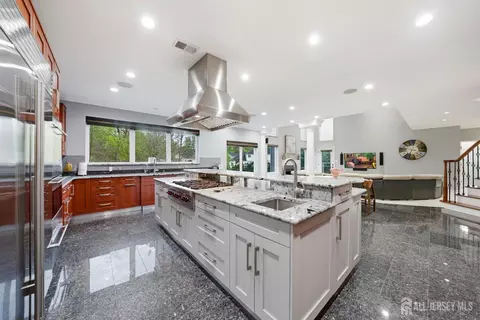 Kitchen - 5 Robert Ct, Monroe, NJ 08831 photo 5 of 6