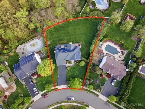 View/Area - 5 Robert Ct, Monroe, NJ 08831 photo 2 of 4