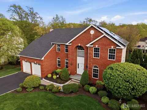 Exterior - 5 Robert Ct, Monroe, NJ 08831 photo 10 of 10