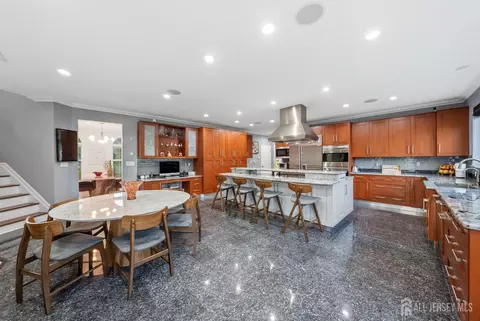 Kitchen - 5 Robert Ct, Monroe, NJ 08831 photo 1 of 6