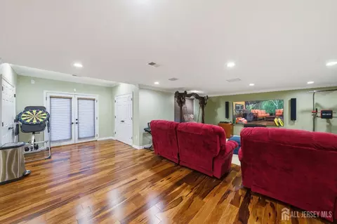 Entry Way - 5 Robert Ct, Monroe, NJ 08831 photo 10 of 10