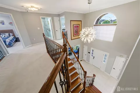 Entry Way - 5 Robert Ct, Monroe, NJ 08831 photo 6 of 10
