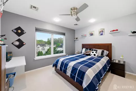 Bedroom - 5 Robert Ct, Monroe, NJ 08831 photo 7 of 8