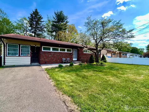 174 Princeton Rd, Parlin, NJ 08859