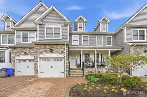 3 Horan Ct, Old Bridge, NJ 08857