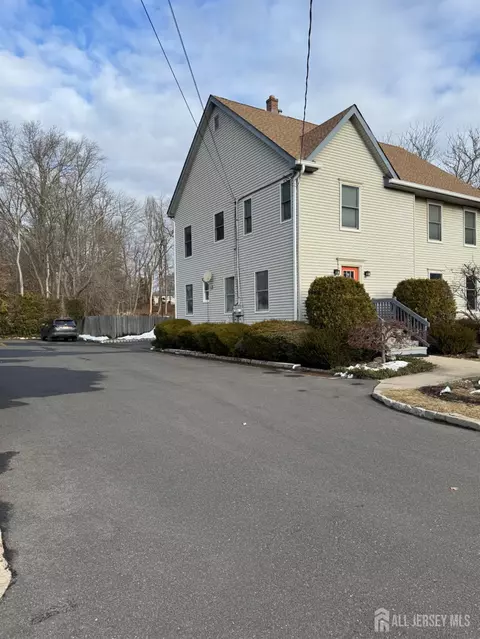 630 Valley Rd, Long Hill, NJ 07933