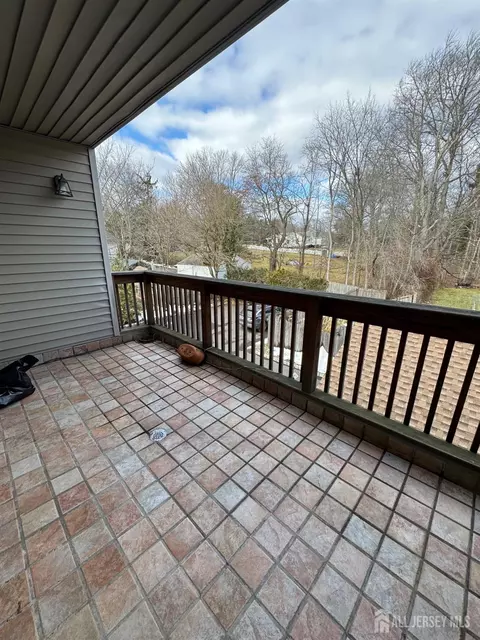 Exterior - 630 Valley Rd, Long Hill, NJ 07933 photo 3 of 5