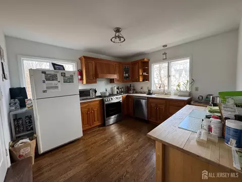 Kitchen - 630 Valley Rd, Long Hill, NJ 07933 photo 1 of 1