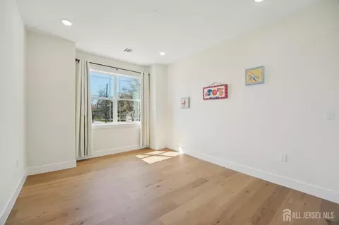 Bedroom - 75 Jefferson Blvd, Edison, NJ 08817 photo 3 of 11