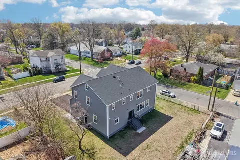 View/Area - 75 Jefferson Blvd, Edison, NJ 08817 photo 4 of 6