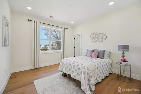 Bedroom - 75 Jefferson Blvd, Edison, NJ 08817 photo 6 of 11