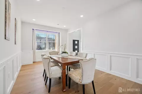 Entry Way - 75 Jefferson Blvd, Edison, NJ 08817 photo 6 of 19