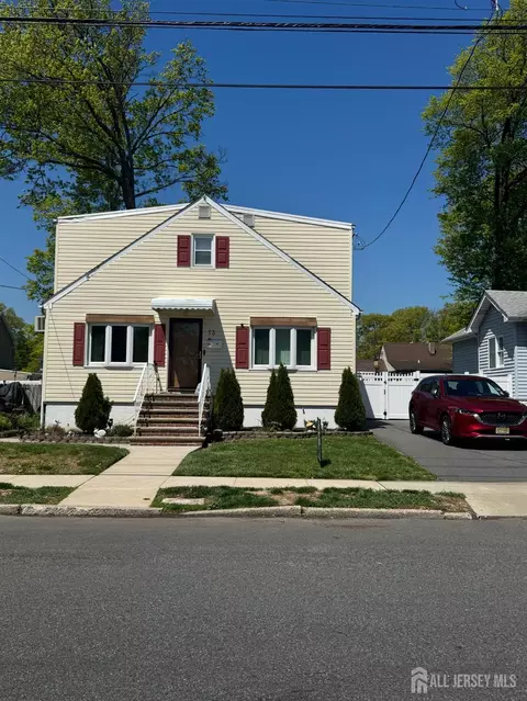 13 W Park Ave W, Avenel, NJ 07001