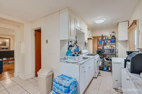 Entry Way - 3 E High St E, Bound Brook, NJ 08805 photo 1 of 1