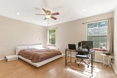 Bedroom - 103 Timber Oaks Rd, Edison, NJ 08820 photo 1 of 2