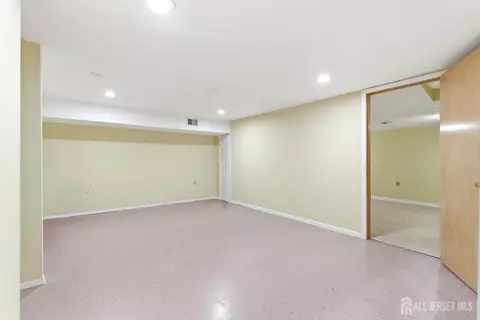 Other - 103 Timber Oaks Rd, Edison, NJ 08820 photo 8 of 10