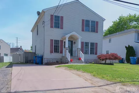 5 Sherman St, Jamesburg, NJ 08831
