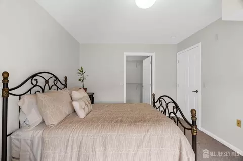 Bedroom - 49 Liddle Ave, Edison, NJ 08837 photo 2 of 3