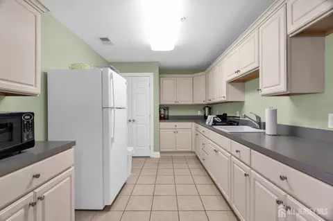 Kitchen - 49 Liddle Ave, Edison, NJ 08837 photo 2 of 2