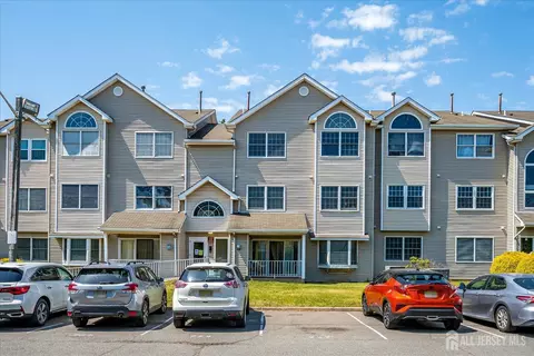 734 Edpas Rd, New Brunswick, NJ 08901