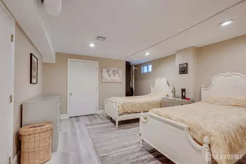 Bedroom - 22 Celler Rd, Edison, NJ 08817 photo 10 of 10