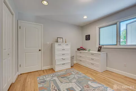 Bedroom - 22 Celler Rd, Edison, NJ 08817 photo 3 of 10