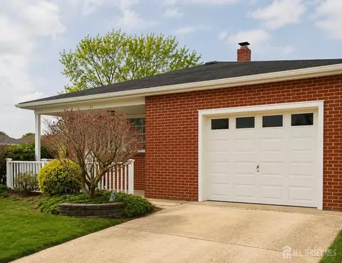 Exterior - 71 Bimini Dr, Berkeley, NJ 08757 photo 1 of 3