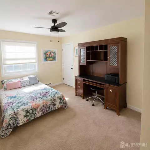 Bedroom - 71 Bimini Dr, Berkeley, NJ 08757 photo 2 of 3