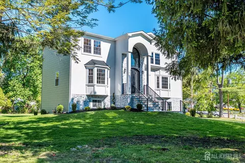22 Mary Ellen Dr, Edison, NJ 08820