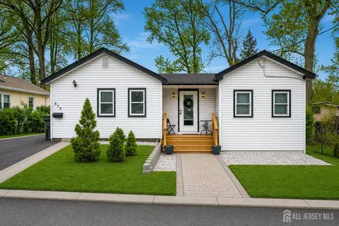 836 Forrest Ave, South Amboy, NJ 08879